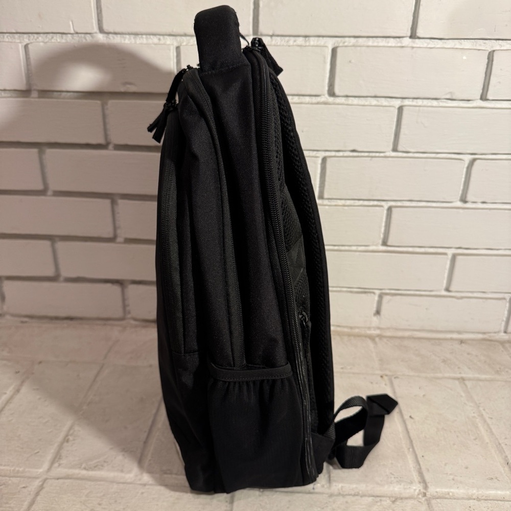 Solo New York Re Define Backpack, Black, Laptop Tote - Picture 3 of 16